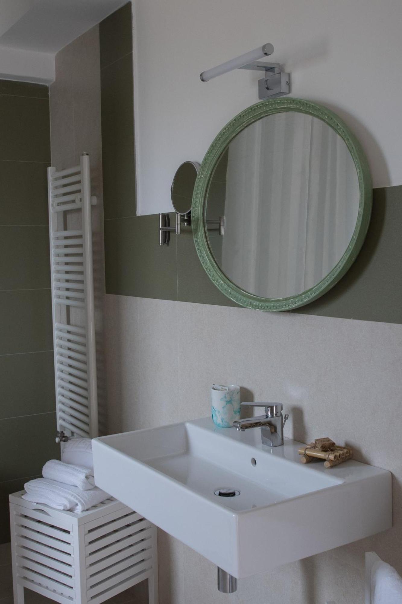 Ych-Le Grotte Di Sileno Bed and Breakfast Καστελανέτα Δωμάτιο φωτογραφία