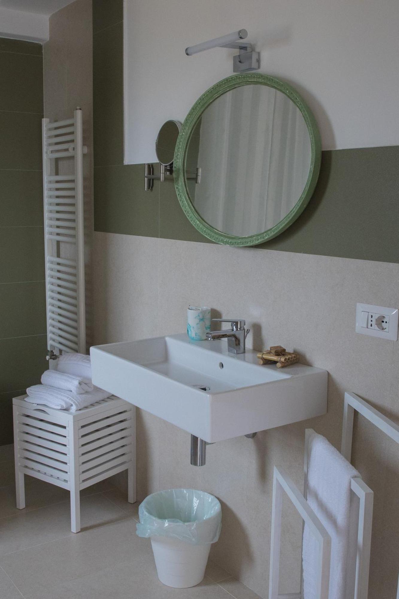 Ych-Le Grotte Di Sileno Bed and Breakfast Καστελανέτα Δωμάτιο φωτογραφία